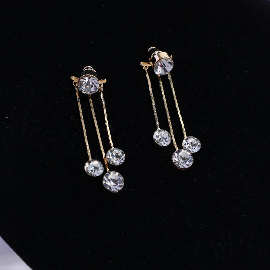 Sparkling tassel earrings