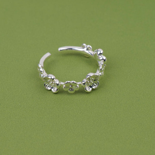 Silver Flower Ring