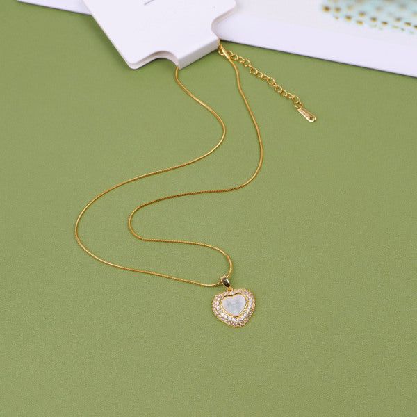 Heart pendant necklace
