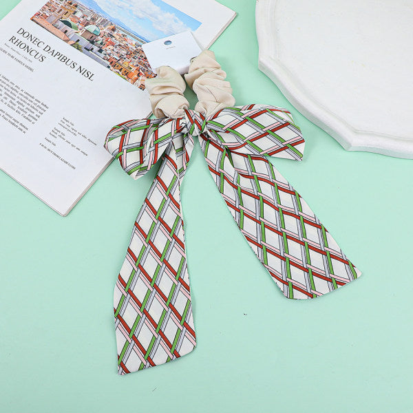 Contrasting color diamond checkered rubber band