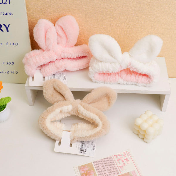 Simple bunny ear headband