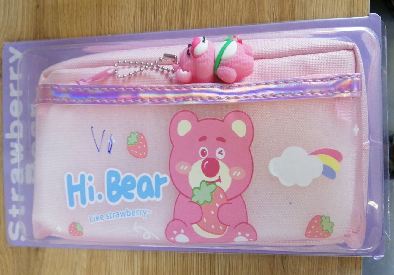 Hi bear like strawberry