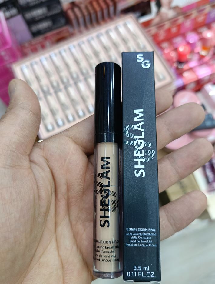 Long lasting breathable concealer
