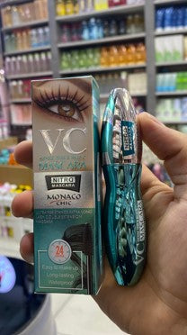 dense thick black mascara