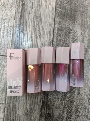 Ultra Glossy lip gloss