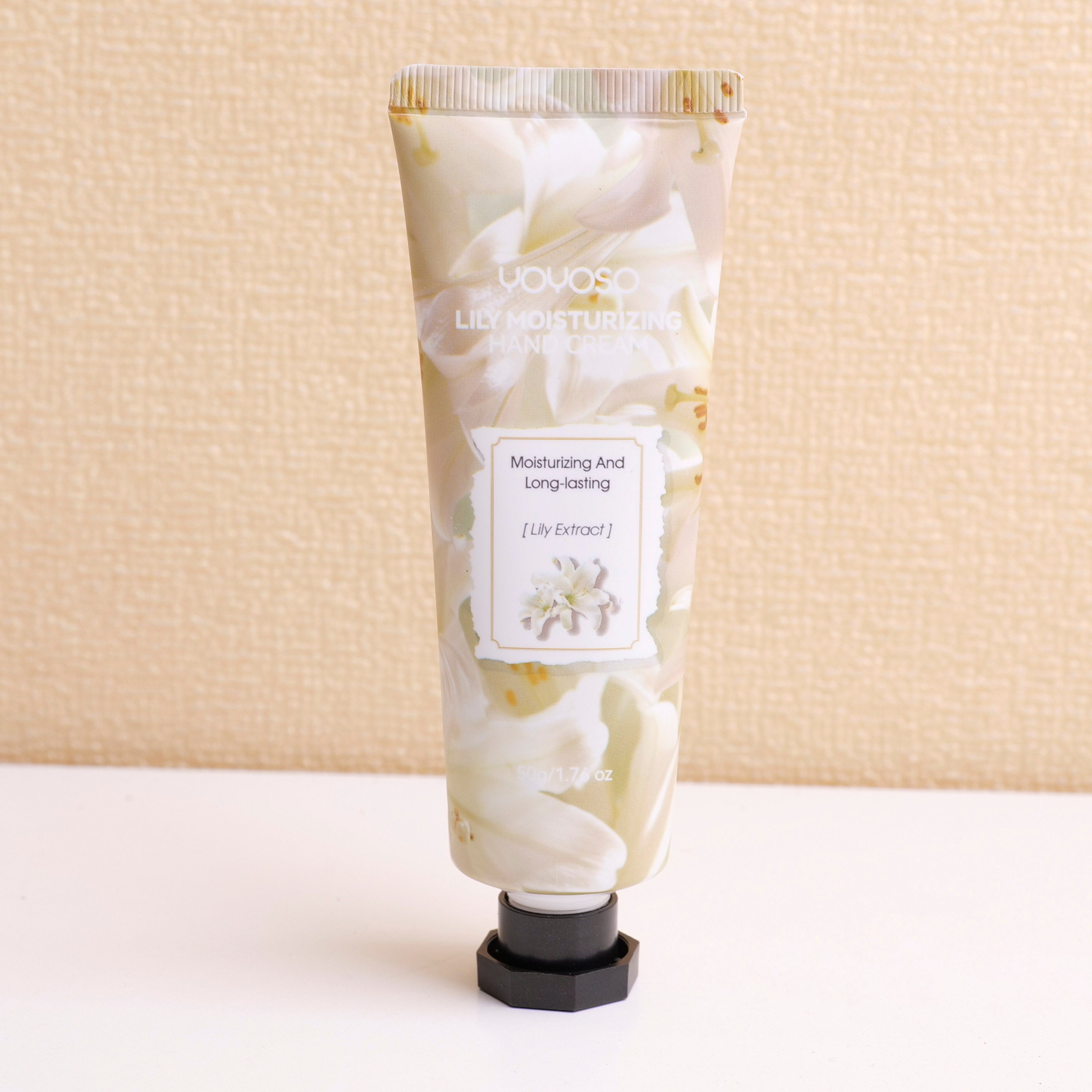 Colorful lily moisturizing hand cream
