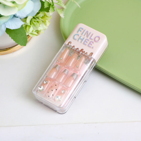 Glamorous Wearing Nail Art -146 # Beauty Lady