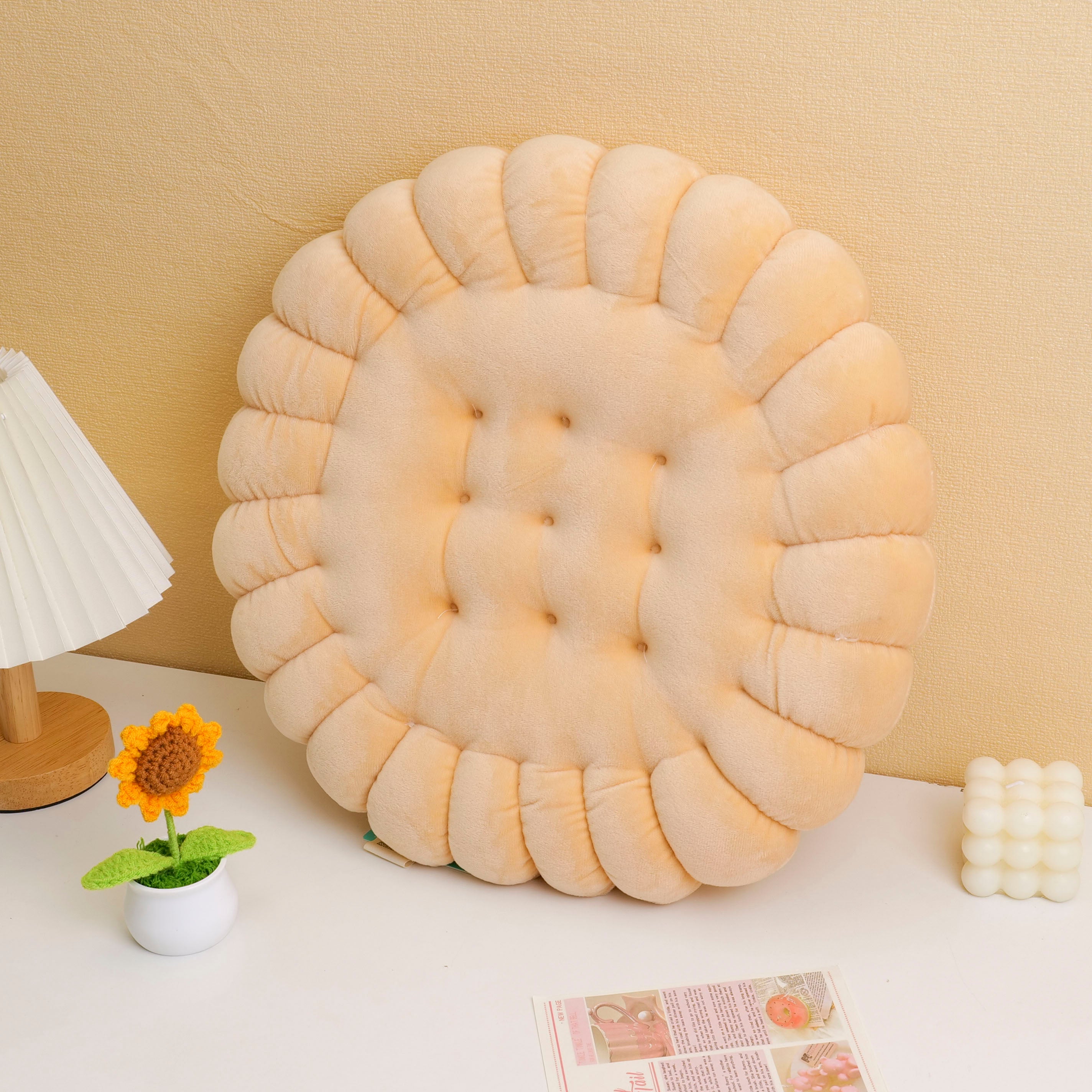 Crystal ultra soft simulated biscuit round cushion - Light coffee