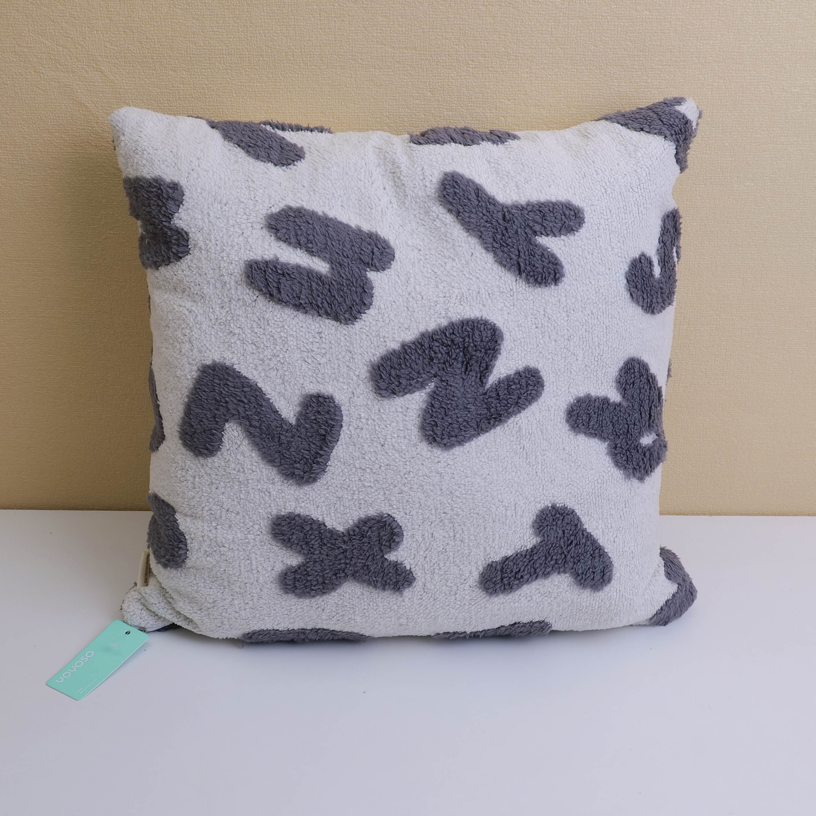 Barbie fleece English letter throw pillow - gray
