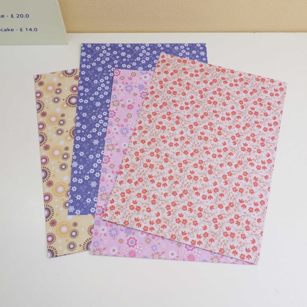 Dot wrapping paper