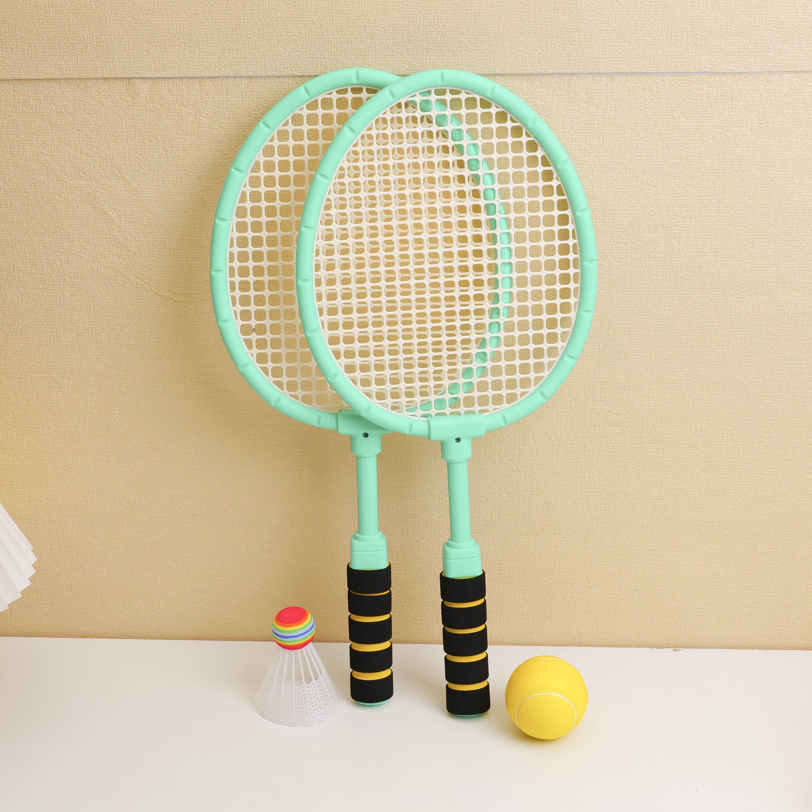 899-101 Sports racket (badminton and tennis)