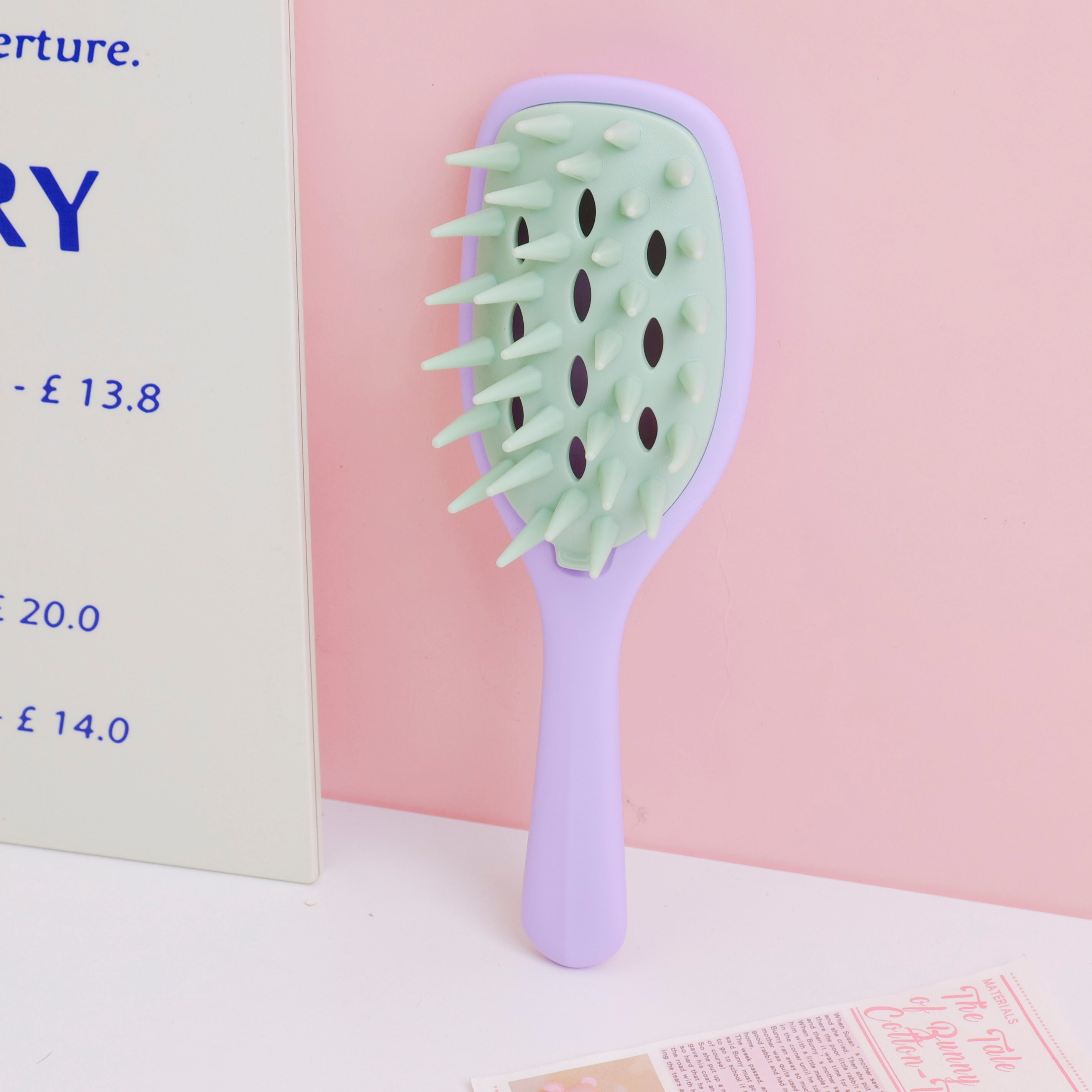 Soothing bath massage comb