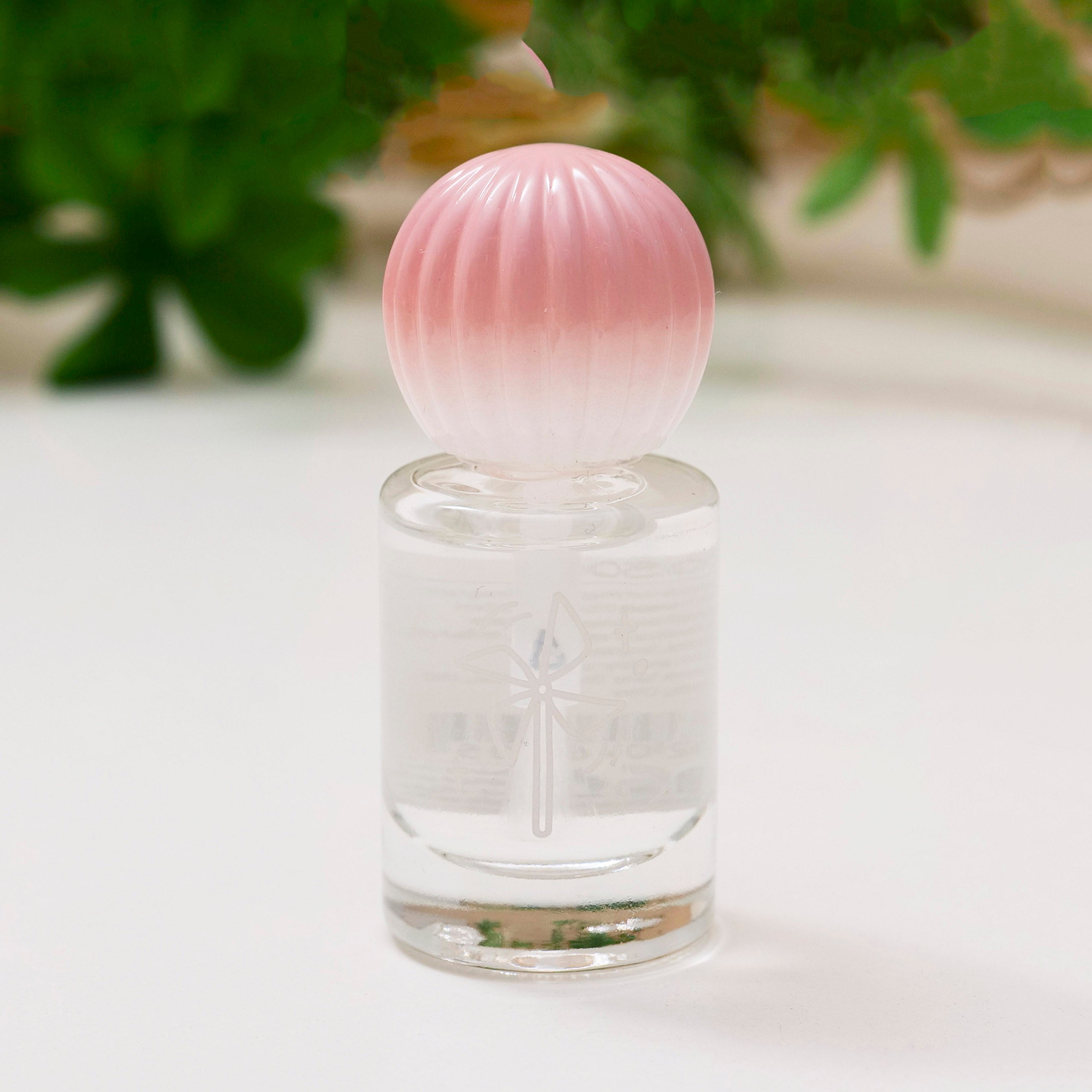 Marshmallow Quick-drying and Fragrant Nail Polish - Transparent