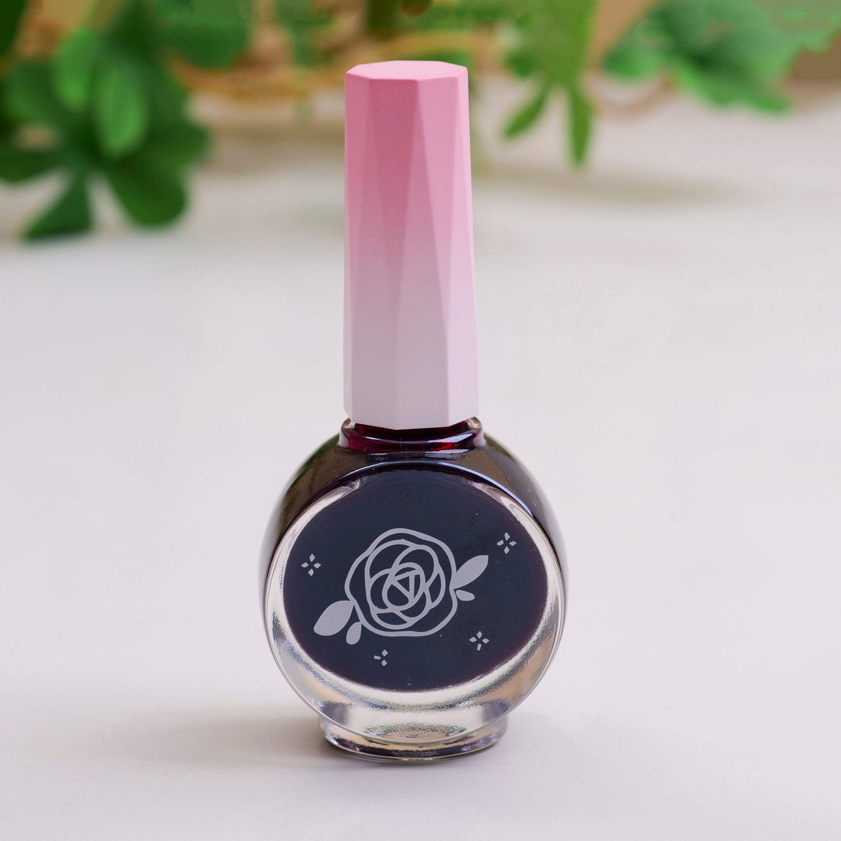 Honey Quick-drying and Fragrant Nail Polish - Deep Burgundy