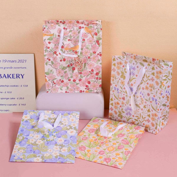 Chic Floral Series – Vertical Gift Bag M