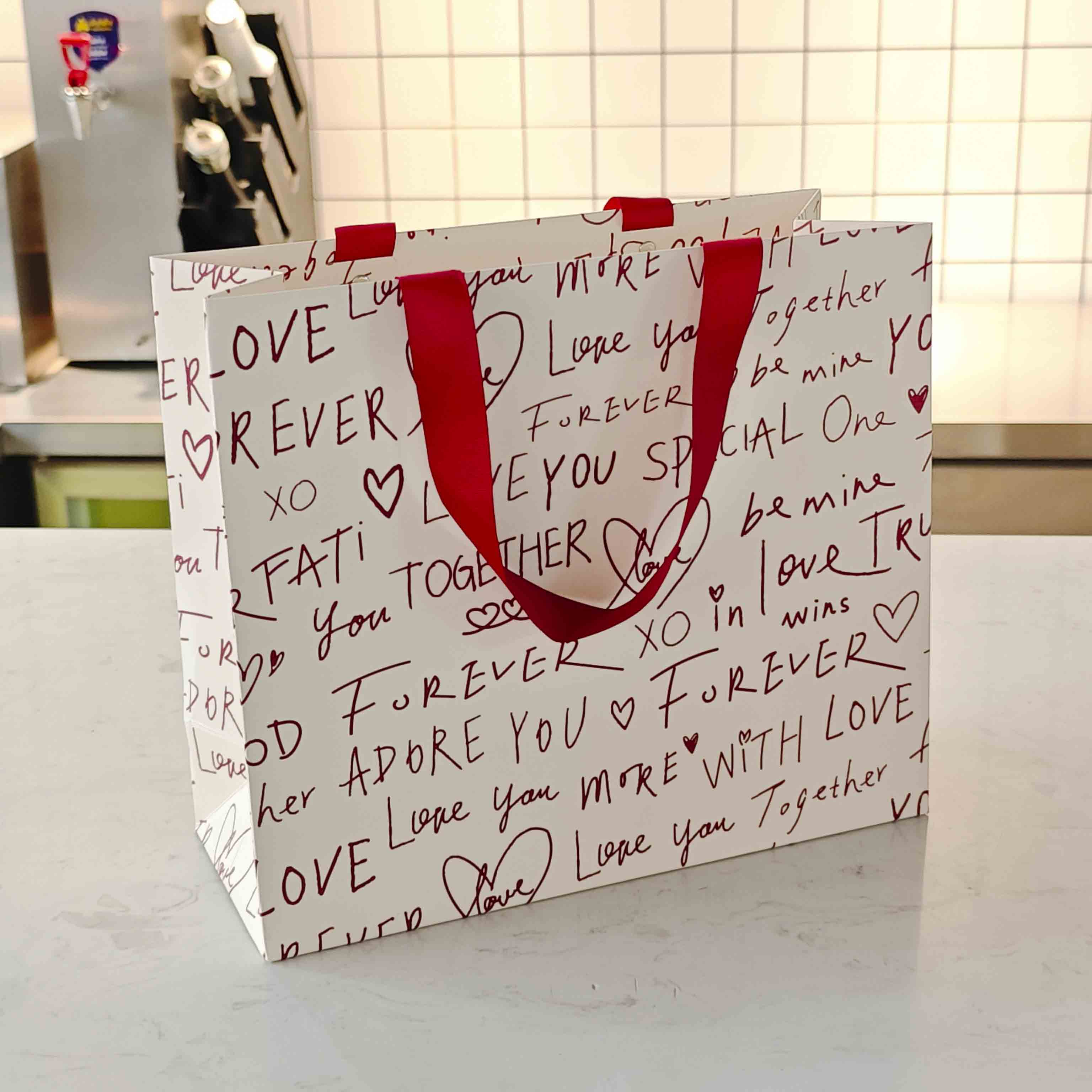 Love Notes (Small) – Gift Bag