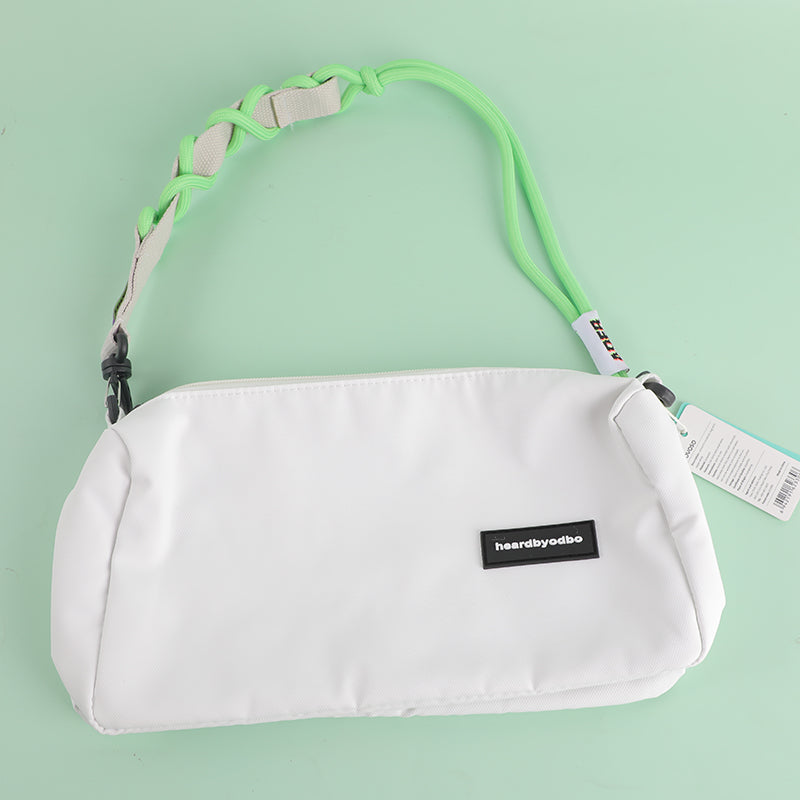 Lanyard crossbody bag with zipper-white