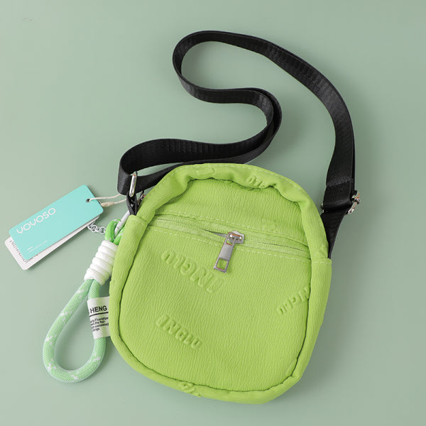 English vertical crossbody bag with zipper-green