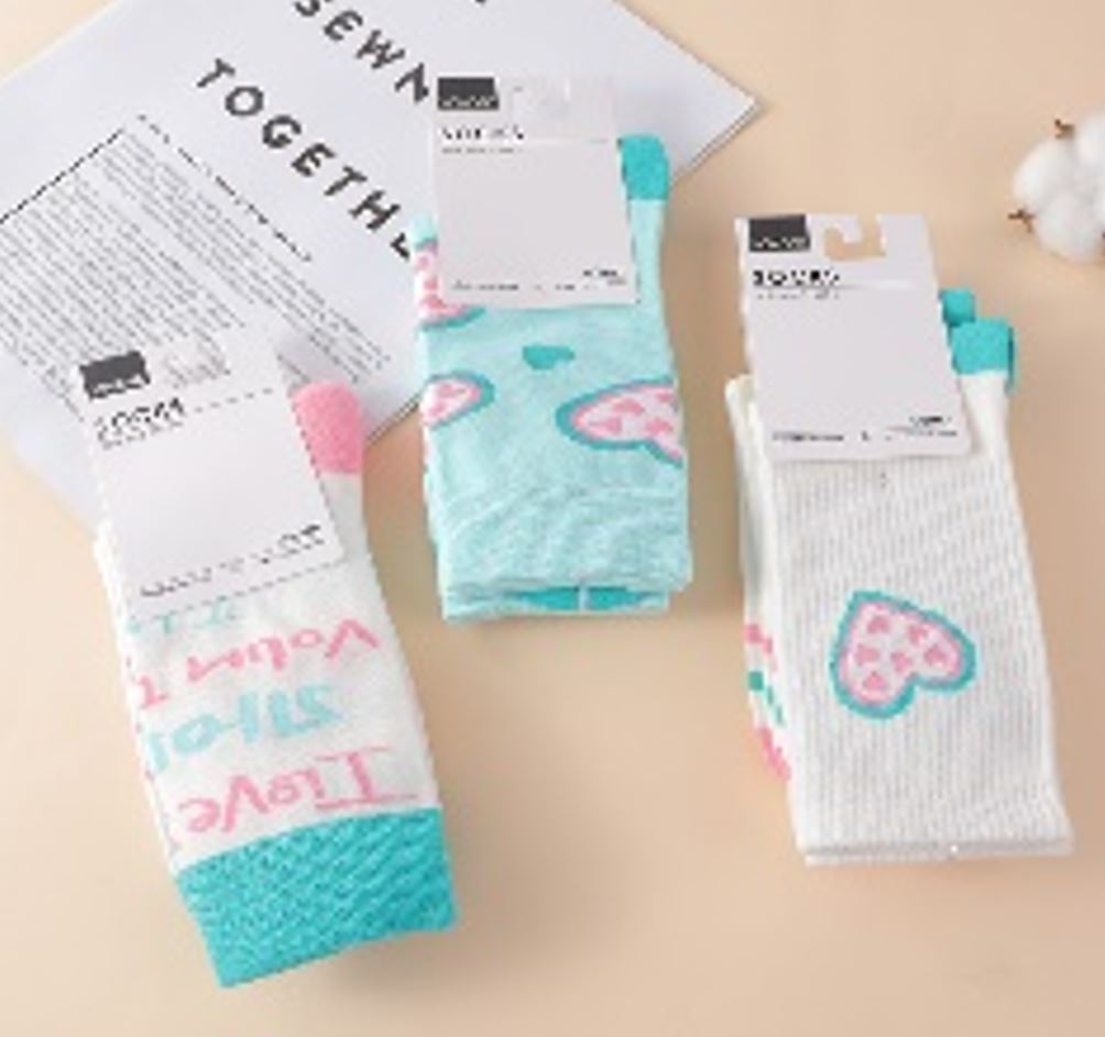 Pink & green heart high elastic women's mid-calf socks 2 pairs