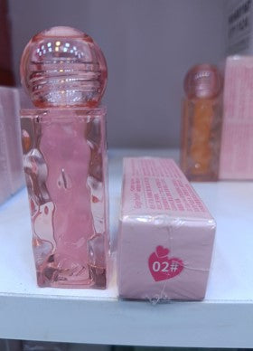 Pink lip sticks num 02