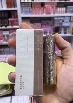 floating light lip sticks
