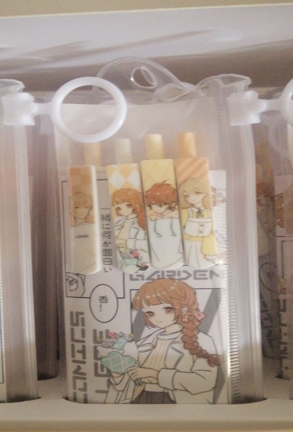 Cute girl pen set