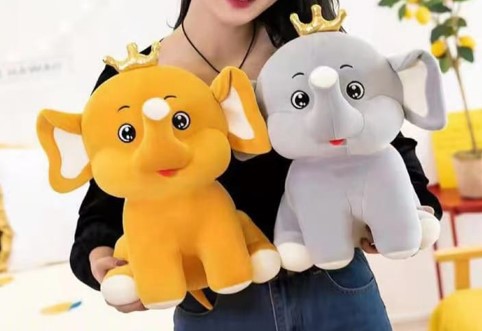 Big eye elephant with crown (45 cm )