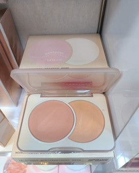 two pcs eye shadow pattern