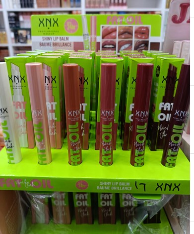 Fat green lip oil