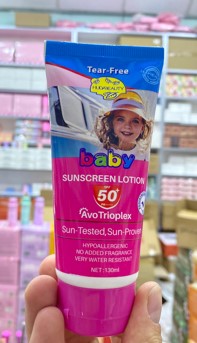 water resistant pin sun screen