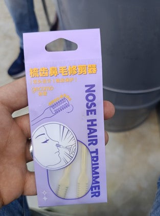 NOSE hair trimper razor