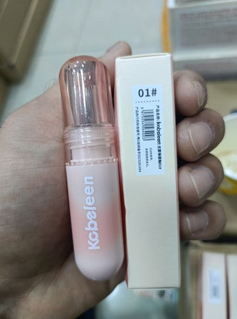 kobeleen Lipstick number 1R