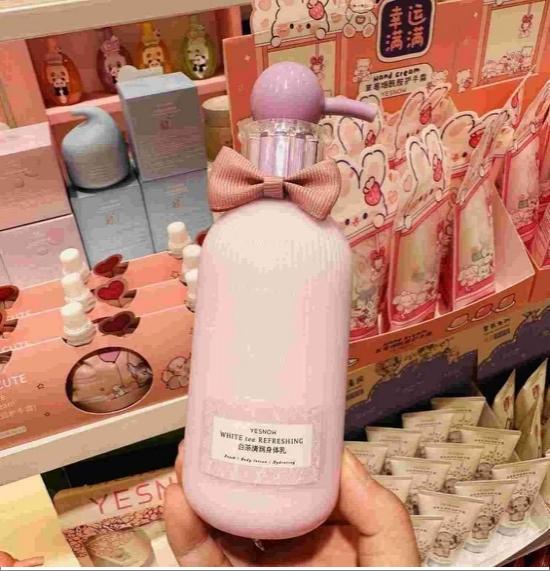 White Tea Hydrating Body Lotion