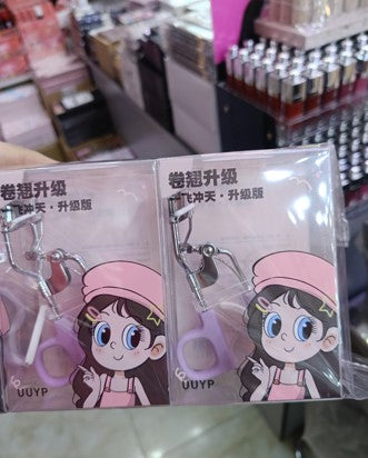 cute pink girl eyelash curler