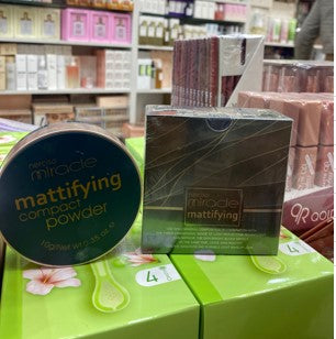 MIRACLE mattifying compact powder